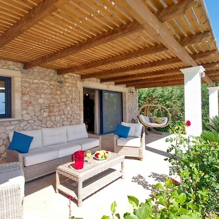 Kleismata Sleeps 6 Klísmata