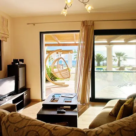 Villa Kleismata Sleeps 6