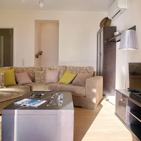Kleismata Sleeps 6 Villa *