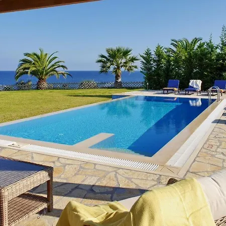 Kleismata Sleeps 6 *