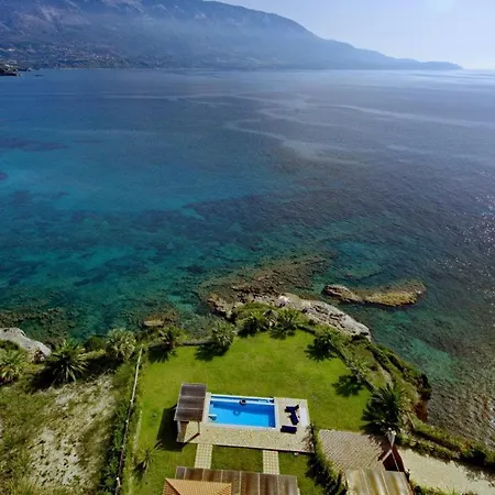Kleismata Sleeps 6 *